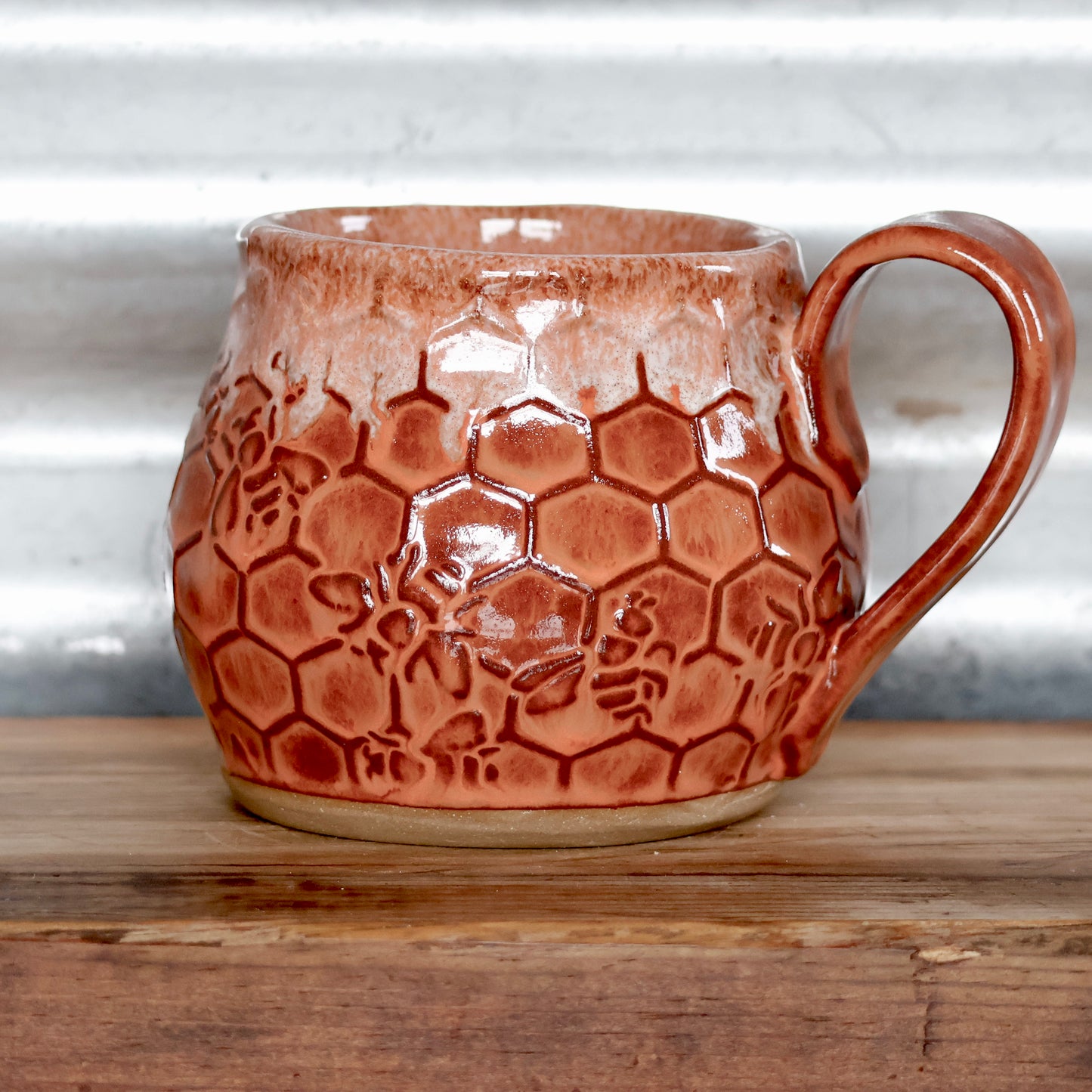1045-Bee Mug