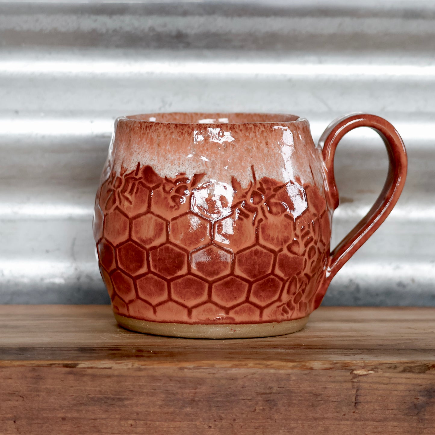 1044-Bee Mug
